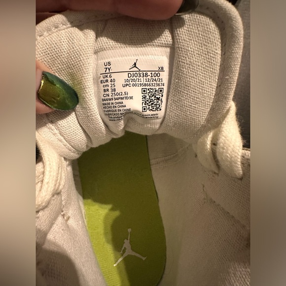 Nike Air Jordan 1 Mid Special Edition GS 'Pastel Grind' - Picture 11 of 14